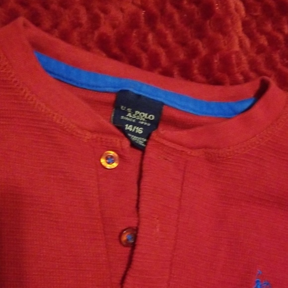 Boys top and bottom - 14/16 - Picture 2 of 3